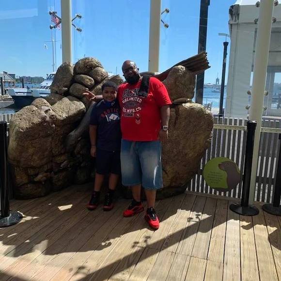 Meet your Posher, Julio - Picture 1 of 1